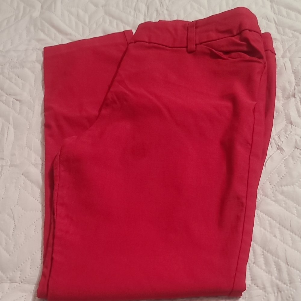 Women's Red Crop Pants